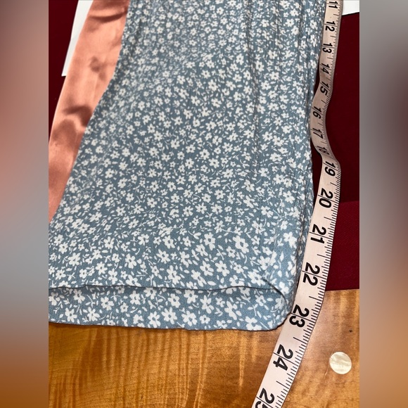 Bobbie Wren BLUE Floral TOP/PANTS SET rayon Vneck cropped minimal prairie set S - Picture 15 of 16